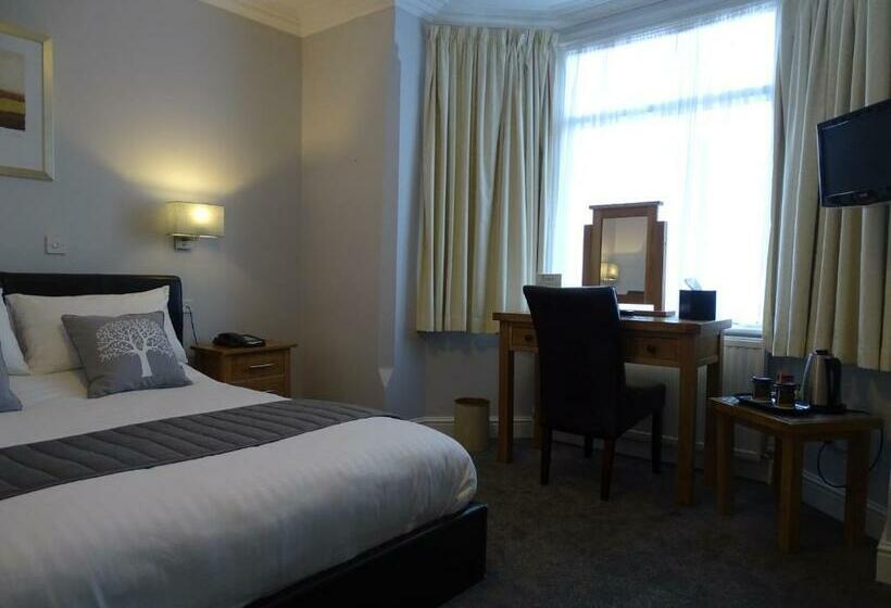 اتاق استاندارد, The Beeches Hotel & Leisure Club