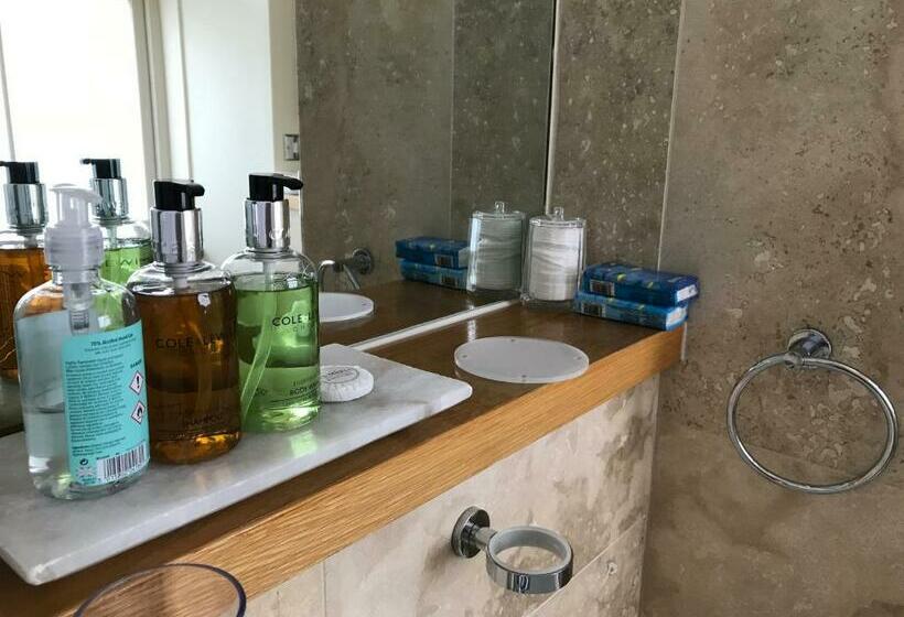 Номер Superior, May Cottage B&b