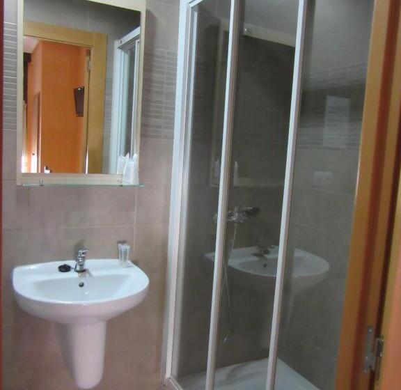 اتاق استاندارد, Hostal Abastos