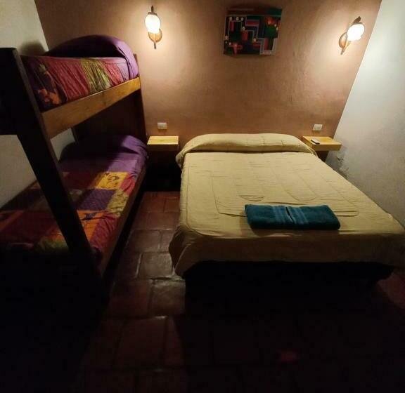 اتاق استاندارد چهار تخته, Hostal Rustyk