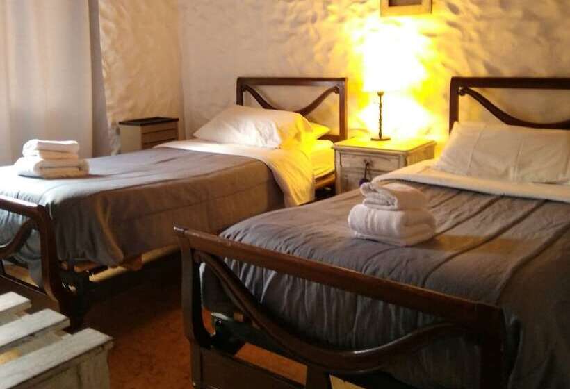 标准单人间, Hostal Schilling