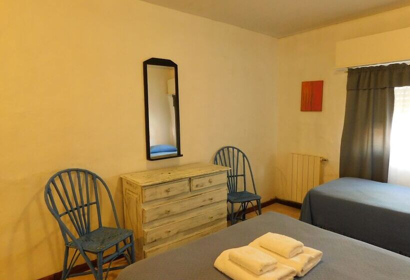 带共用浴室的标准房间, Hostal Schilling