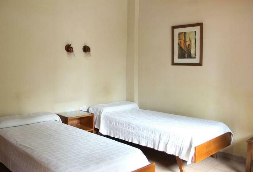 Номер Стандарт, Hosteria Helvecia