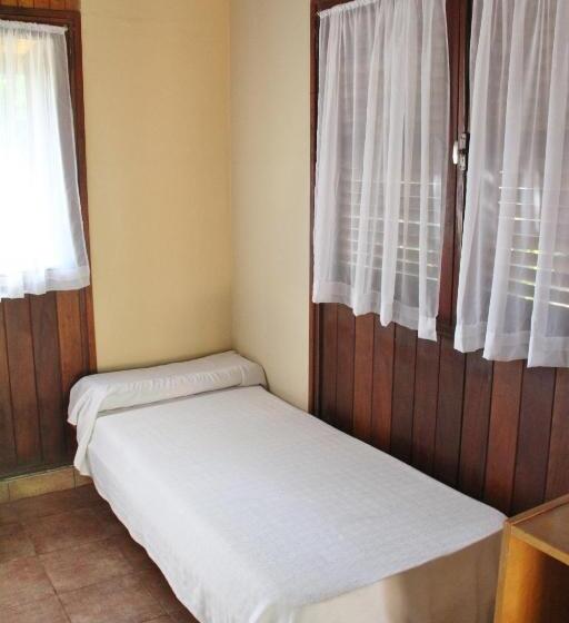 四人标准间, Hosteria Helvecia