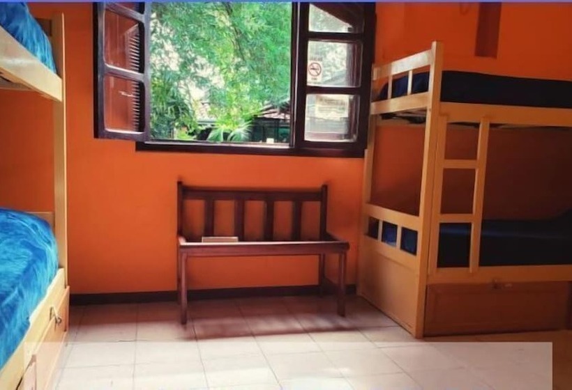 Кровать в Общей Комнате, Hostel Iguazu Falls