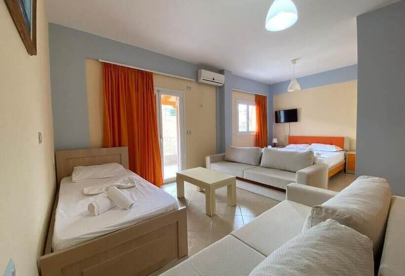 패밀리 룸, Karos Hotel Llaman
