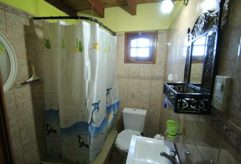 스탠다드 룸 공동 욕실, B&b Nahuel En Ushuaia