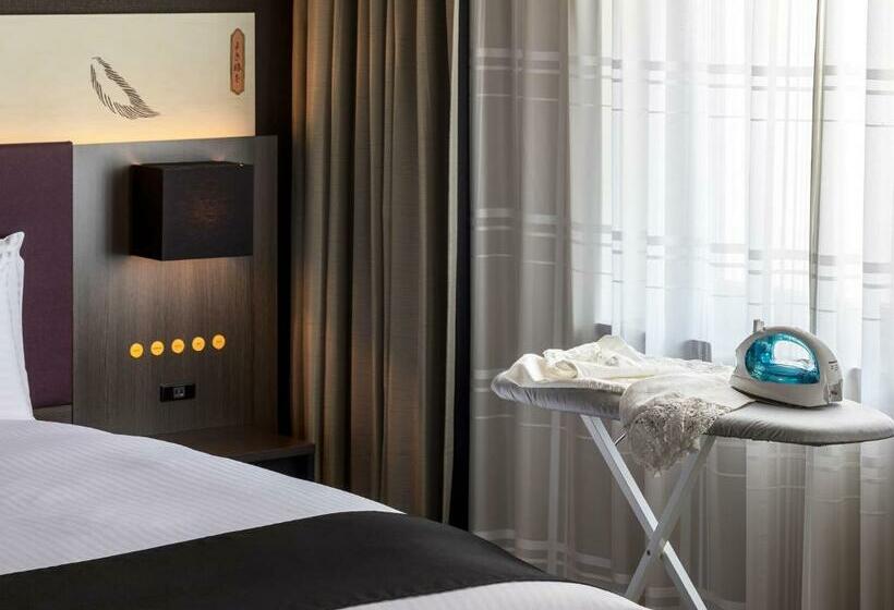 Номер Economy, Mitsui Garden Hotel Kyobashi   Tokyo Station