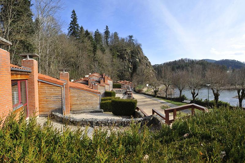 Номер Стандарт, Olydea Vorey Sur Arzon
