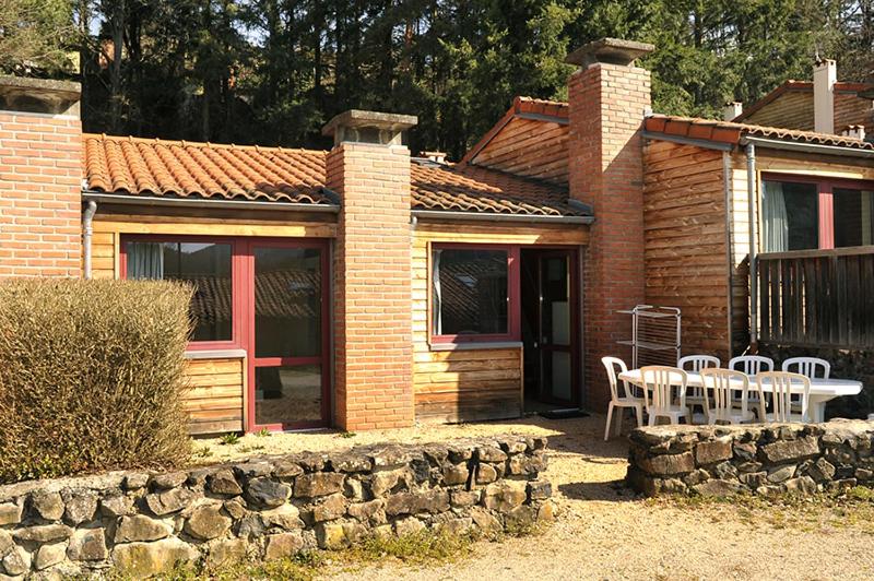 Номер Стандарт, Olydea Vorey Sur Arzon