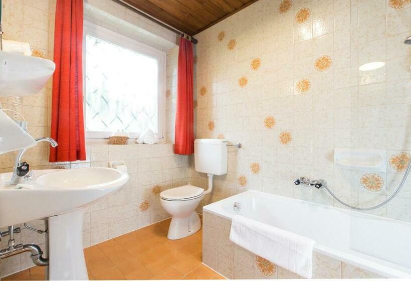 Семейный Номер, Chalet Olympia