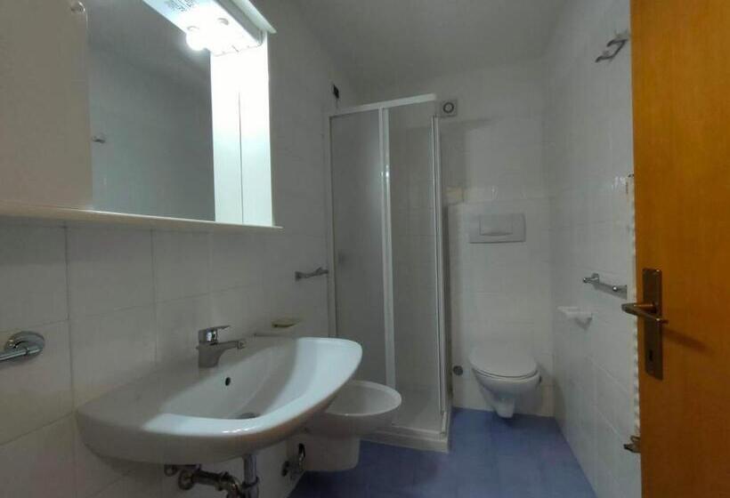 带2个卧室的公寓, Residence Lores 2   Go Vacanze