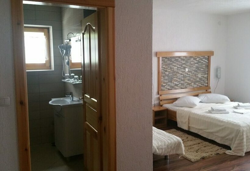 اتاق لوکس, Rustic Inn River 2