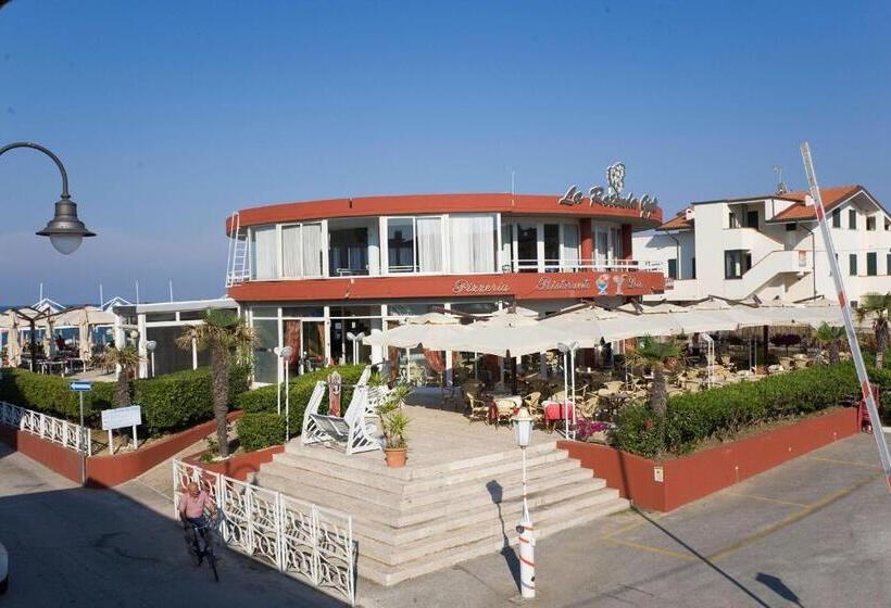 اتاق استاندارد چهار تخته, Le Fiabe Hotel Resort