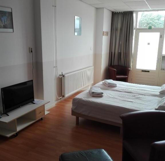 Номер Стандарт Трехместный, Bed & Breakfast Vlissingen