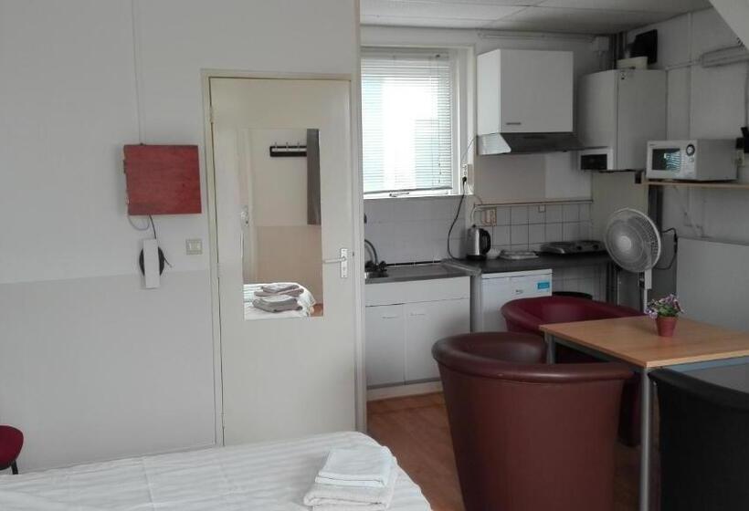 Номер Стандарт Трехместный, Bed & Breakfast Vlissingen