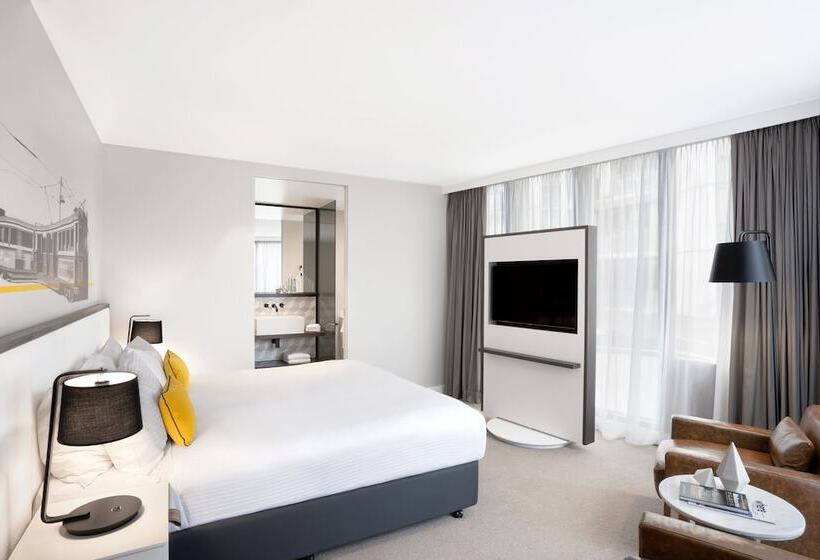 스탠다드 룸 킹사이즈 침대, Peppers Docklands