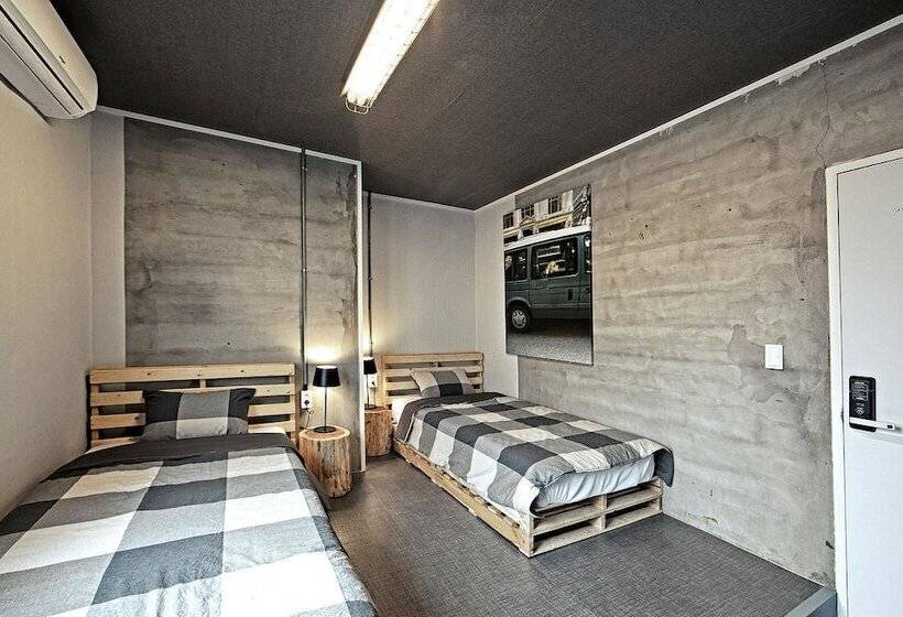 Номер Стандарт, Mido Hostel
