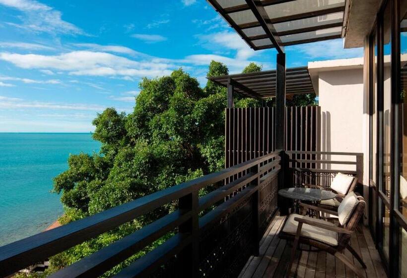 Номер Deluxe Кровать Кинг, The Ritz Carlton, Langkawi