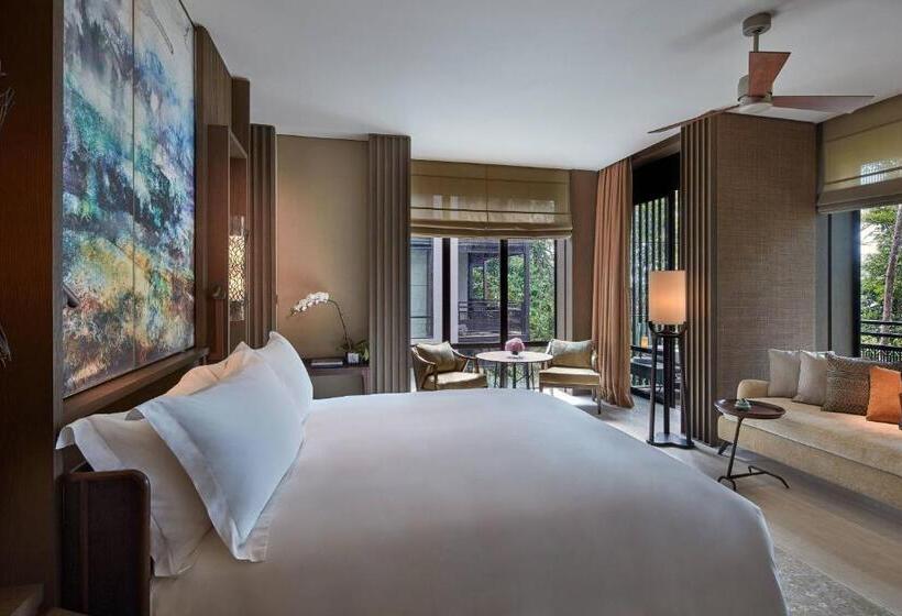 Номер Deluxe Кровать Кинг, The Ritz Carlton, Langkawi