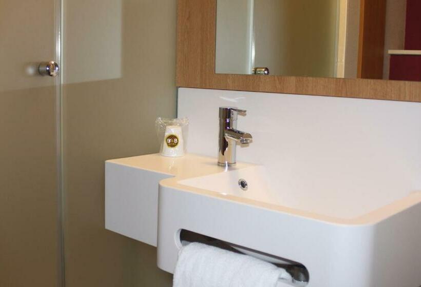 Номер Стандарт, B&b Hotel Mont De Marsan