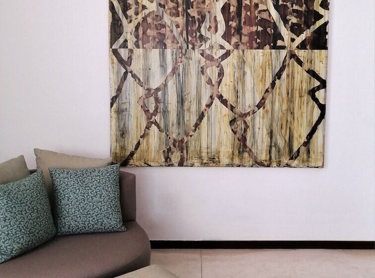 סוויטה דלוקס, Delfina Boutique