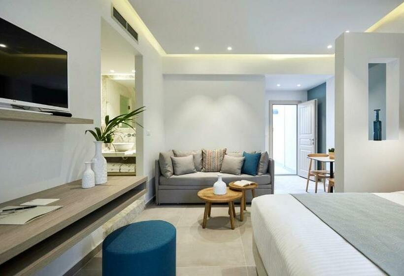 Suite Familiar, Fileria Suites