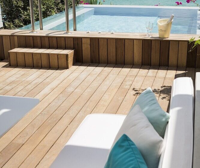 سوییت با چشم‌انداز دریا, Mykonos Dove Beachfront