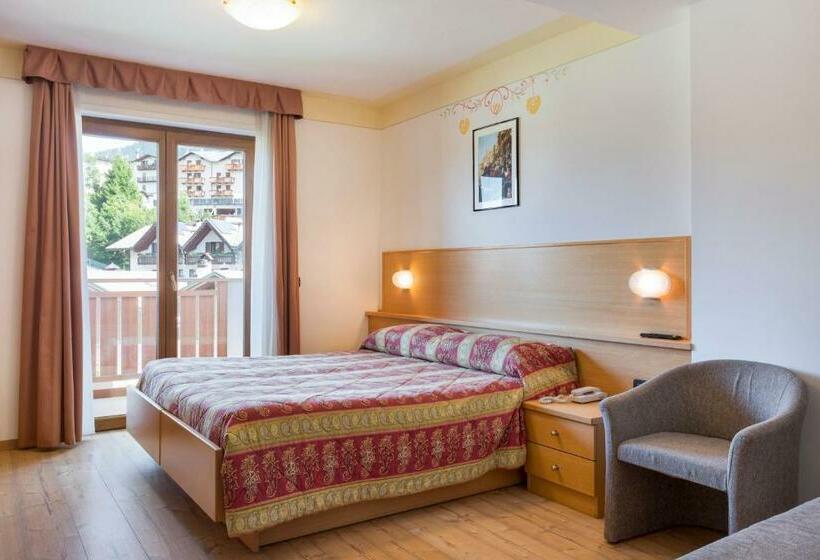Quarto Triplo Estandar, Stella Alpina