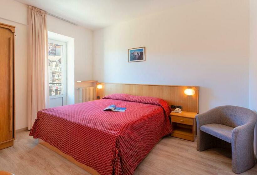Quarto Estandar, Stella Alpina
