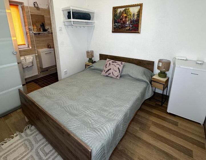 标准间, Airport17 B&b