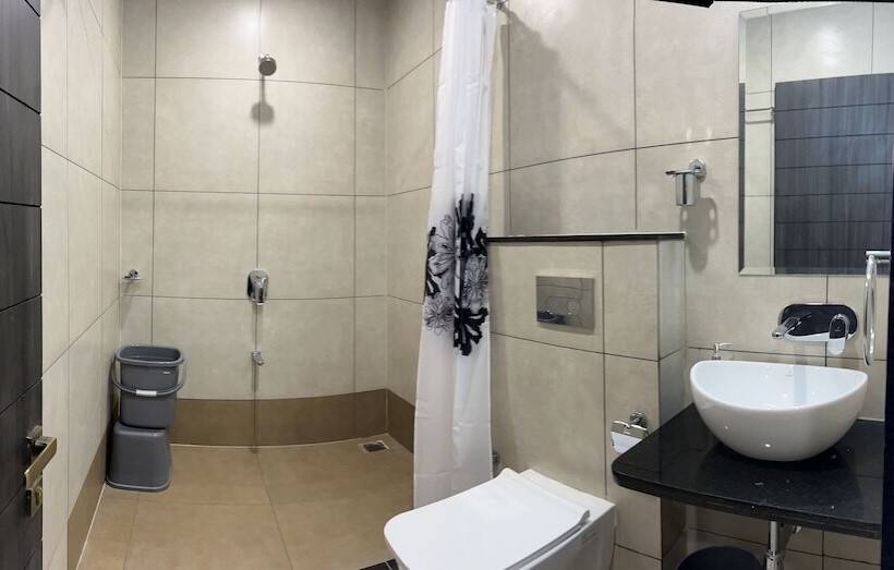 Номер Deluxe, Ajinkya Palace