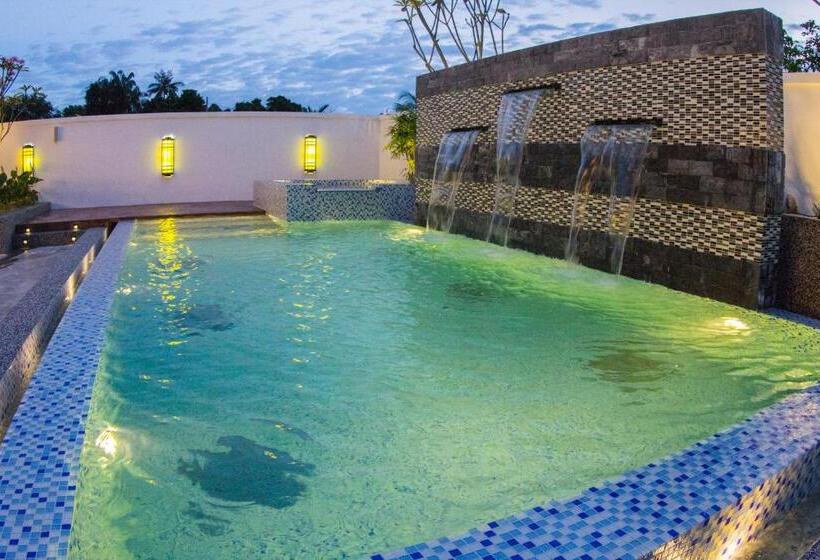 Номер Deluxe с Балконом, Secret Garden Warni Villa