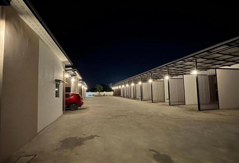 Номер Стандарт, 24 Sleep Resort Khlong Luang Hospital