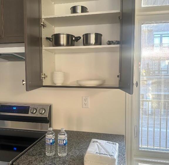标准间, Private Room In A Brand New House Ajax Greater Toronto, 30 Min To Pearson Airport