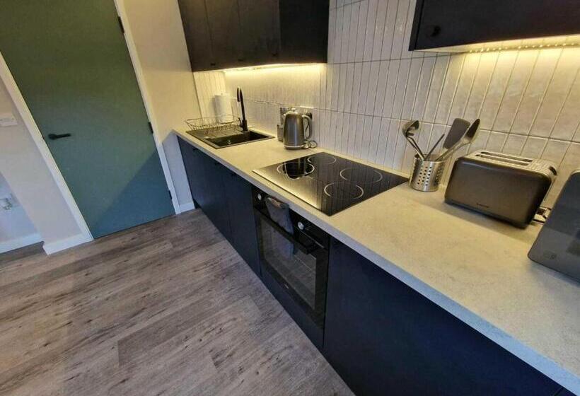 标准间, Vere Apartments