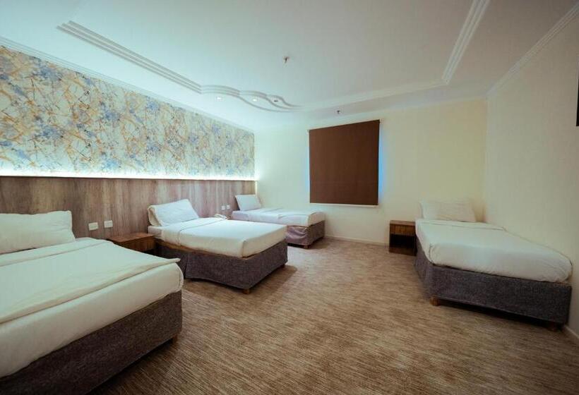 Четырехместный Номер Deluxe, Al Khulafaa 5 Hotel By Tera