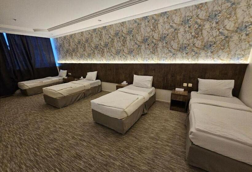 Четырехместный Номер Deluxe, Al Khulafaa 5 Hotel By Tera
