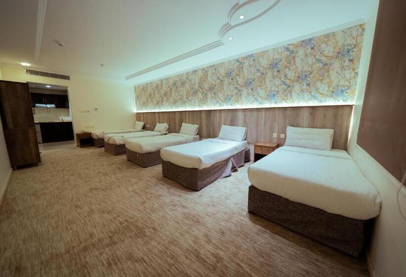 Семейный Номер Deluxe, Al Khulafaa 5 Hotel By Tera