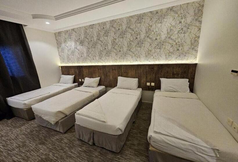 Семейный Номер Deluxe, Al Khulafaa 5 Hotel By Tera