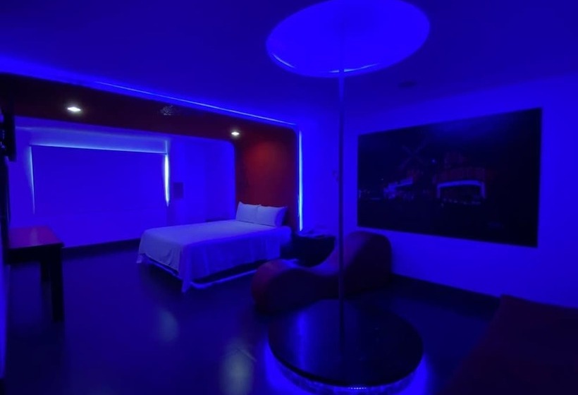 スタンダードルーム, Autohotel Frances