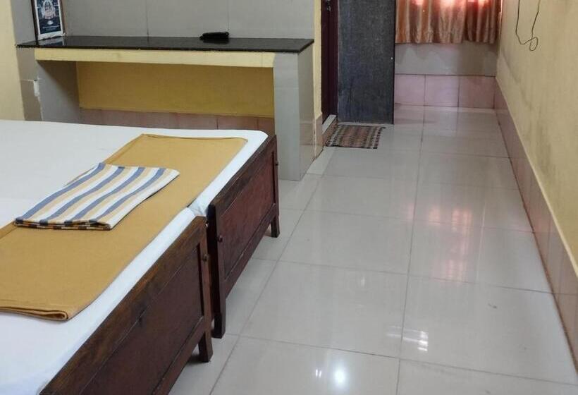 经济房, Shri Matha Chathra Residency