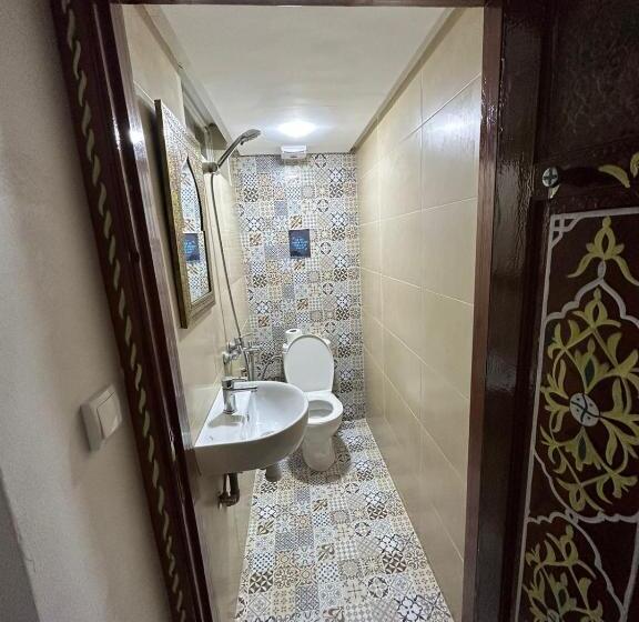 Quarto Economy, Riad El Wazzania