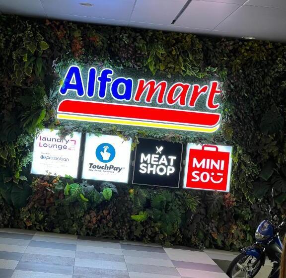 Apartamento 1 Dormitório com Sacada, Condo In Pasay