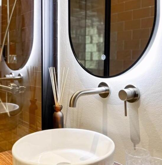 스탠다드 룸 킹사이즈 침대, Tumuli Twente B&b Boutique