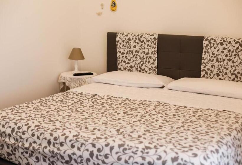اتاق استاندارد, B&b Liola