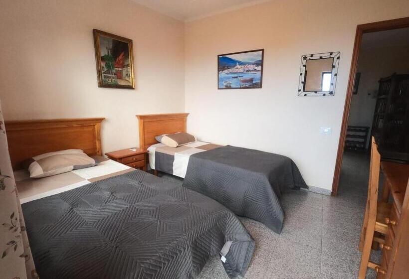 Номер Стандарт Вид на Море, Twin Room At Villa Lila