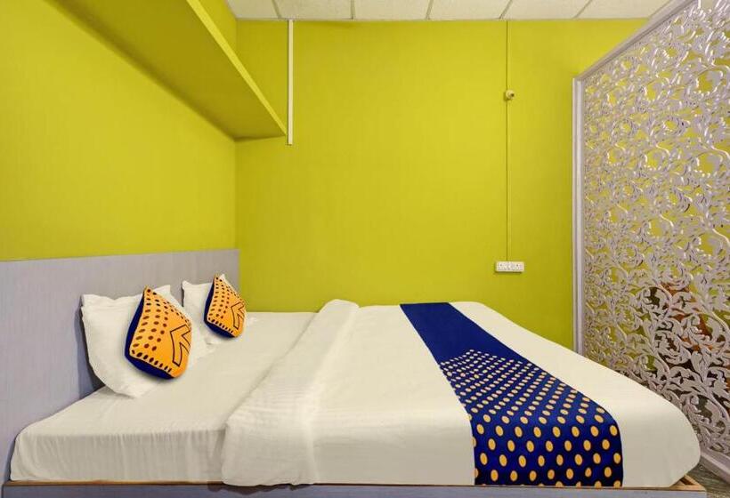 اتاق کلاسیک سه تخته, The Farmhouse Inn