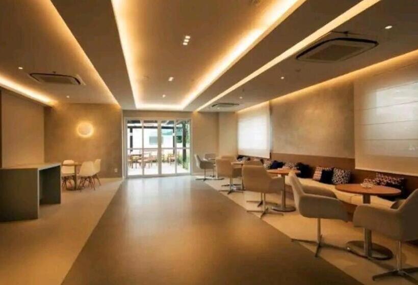 استودیو استاندارد با بالکن, Loft Ilha Pura