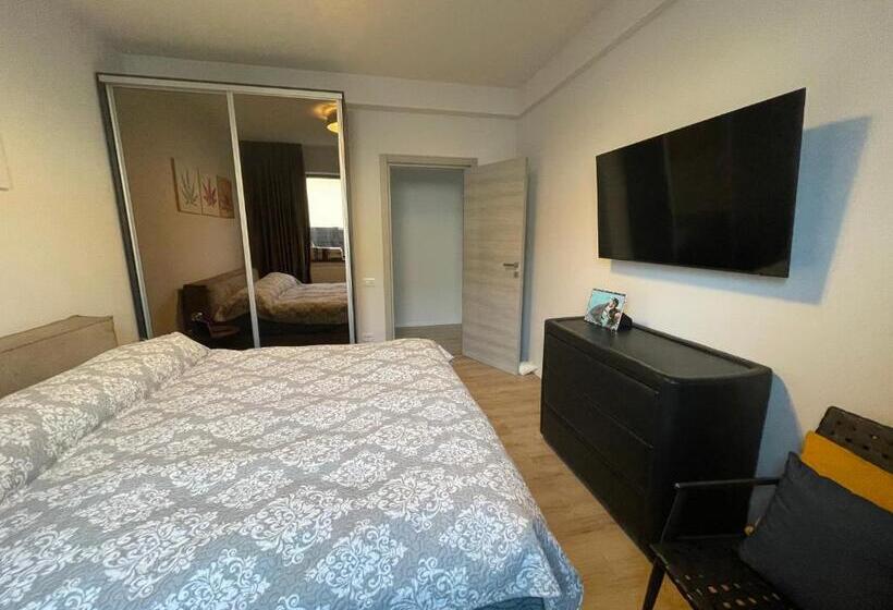 اتاق استاندارد, Room In Private House